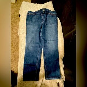 White House Black Market slim crop with leather trim pockets